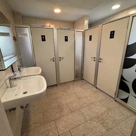 Hostel Railwayrooms22 Laibach