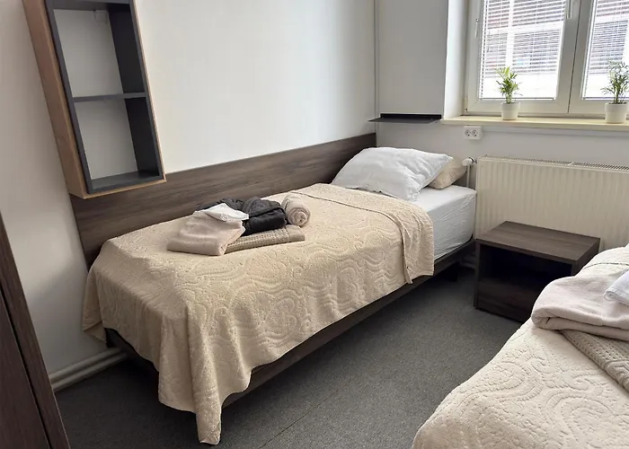 ホステル Railwayrooms22