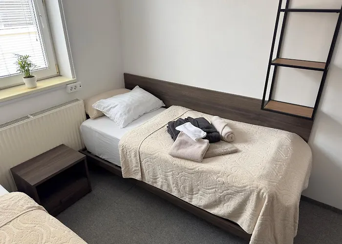 ホステル Railwayrooms22 *