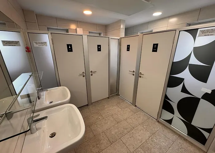 Railwayrooms22 * リュブリャナ