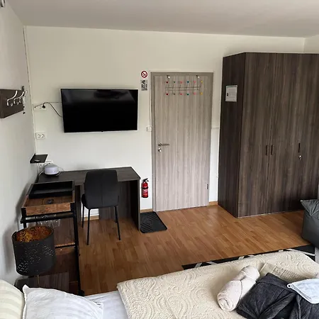 Railwayrooms22 Хостел